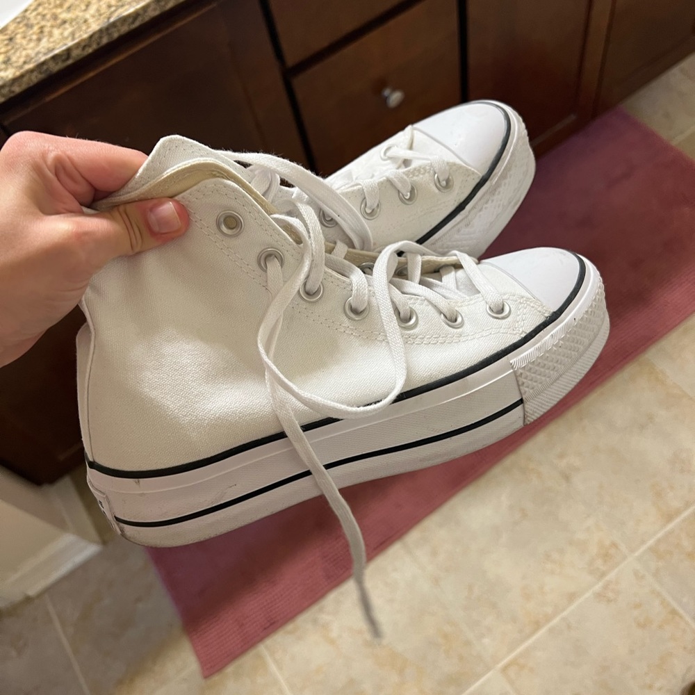 Platform Converse